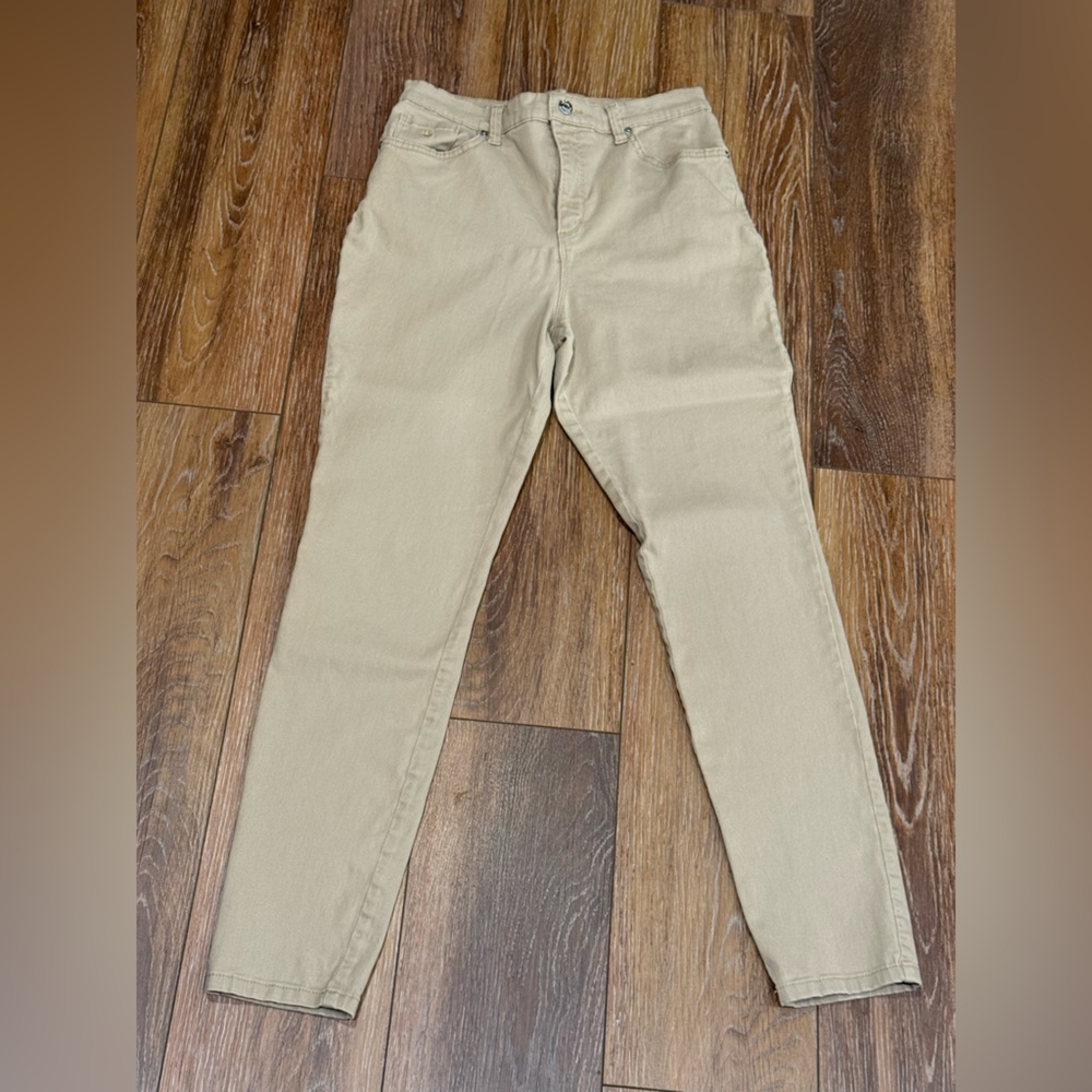 Gloria‎ Vanderbilt Amanda Women's Skinny Jeans in Beige 10